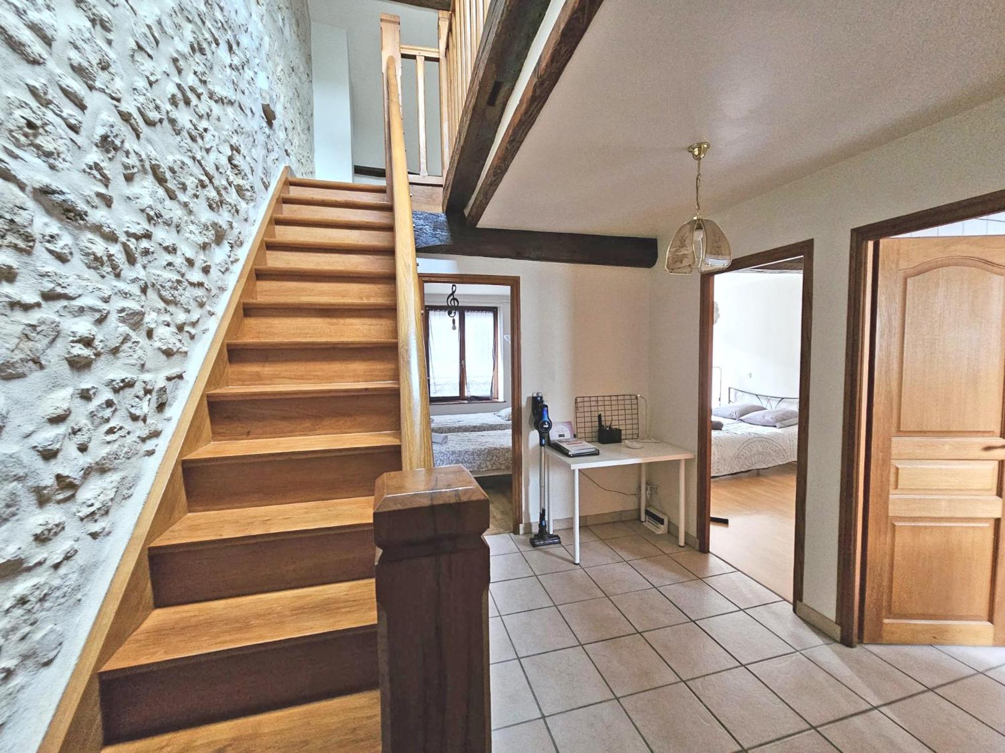 Triplex Sisley - Maison Atypique Avec Cour Exterieure Moret-sur-Loing Exterior photo